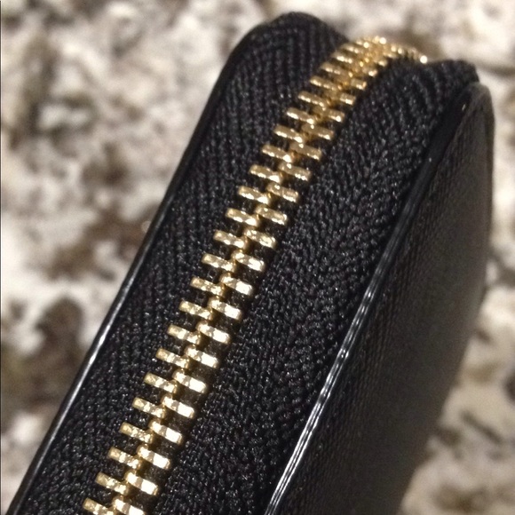 Kate Spade Zip Wristlet (Black) - Picture 6 of 8